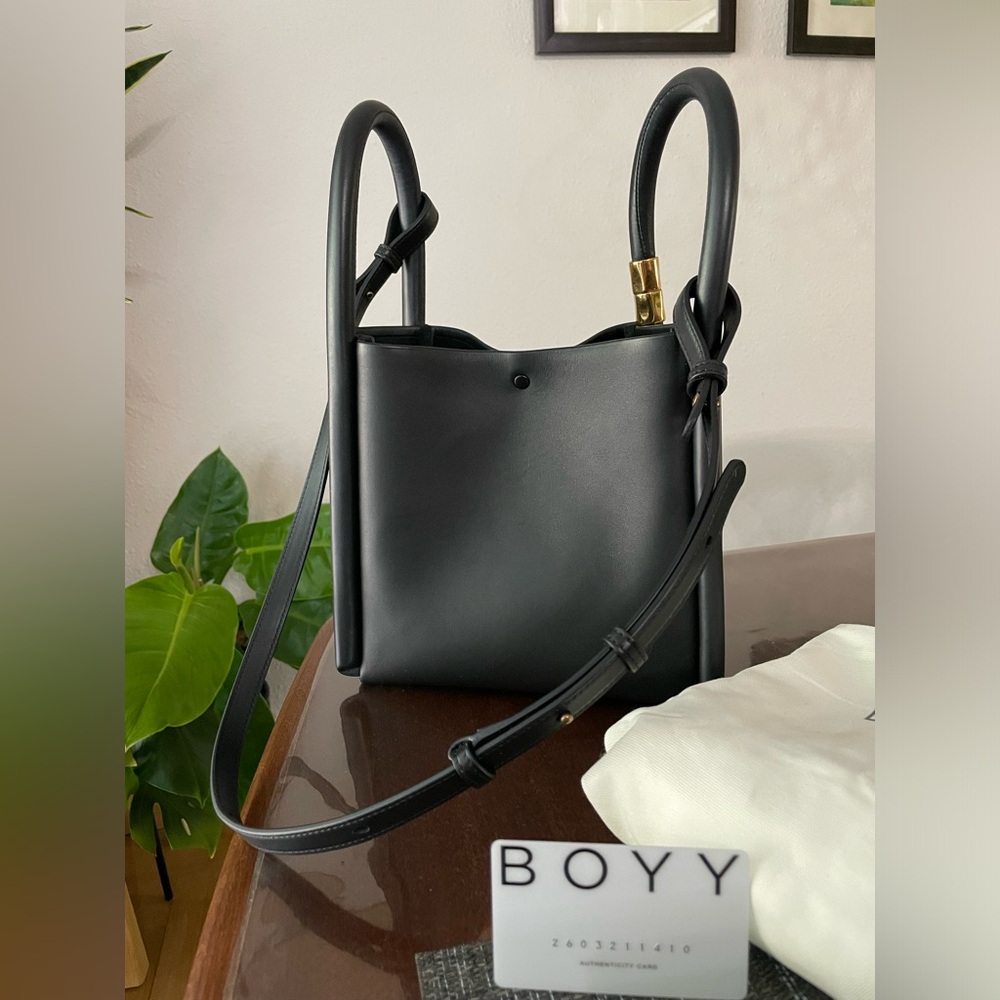 Boyy Lotus 20 Leather Tote Bag 1,440$